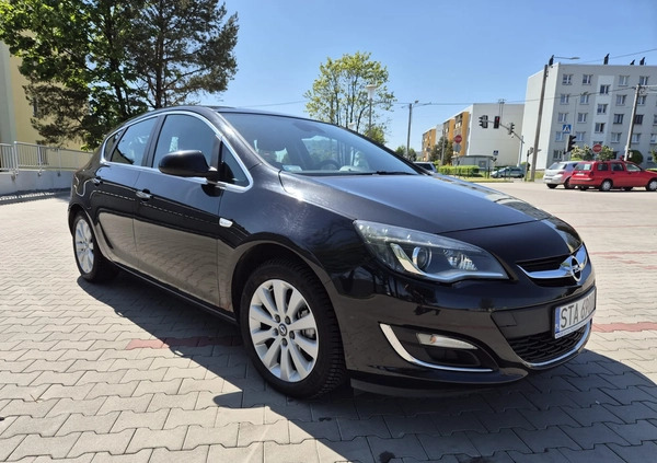 Opel Astra cena 27900 przebieg: 197750, rok produkcji 2013 z Radzionków małe 301